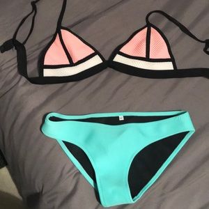 TRIANGL SWIM SUIT- color block